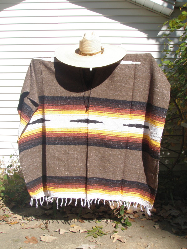 CLINT EASTWOOD WESTERN STYLE WESTERN HAND WOVEN FISTFUL OF DOLLARS PONCHO